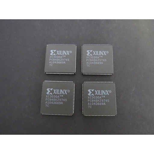 XC3030A7PC84C